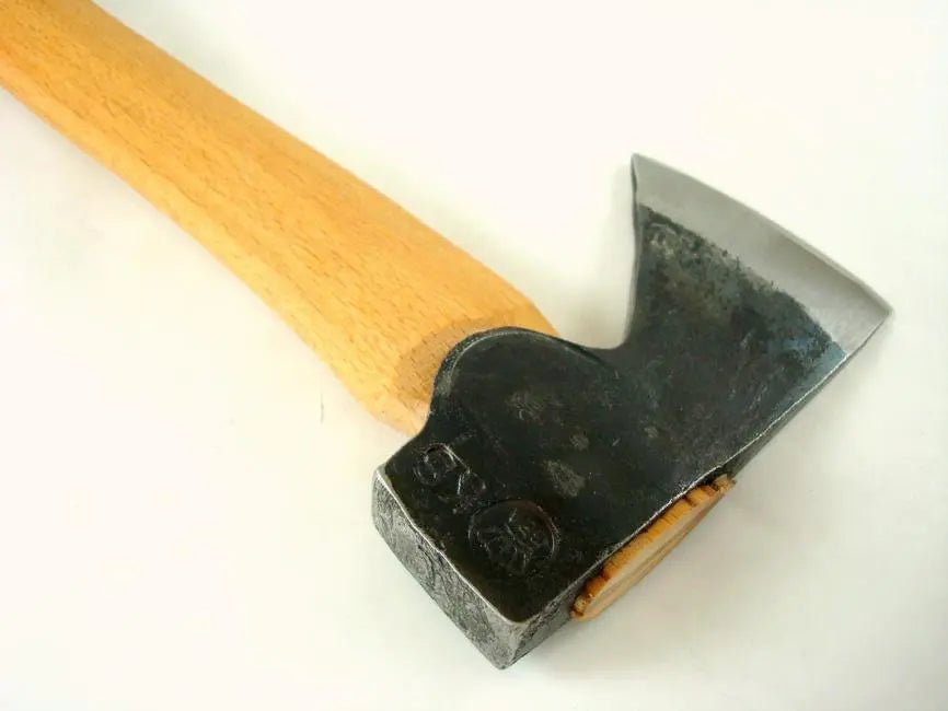 Mini hachette modèle 473 - Gaignard Millon