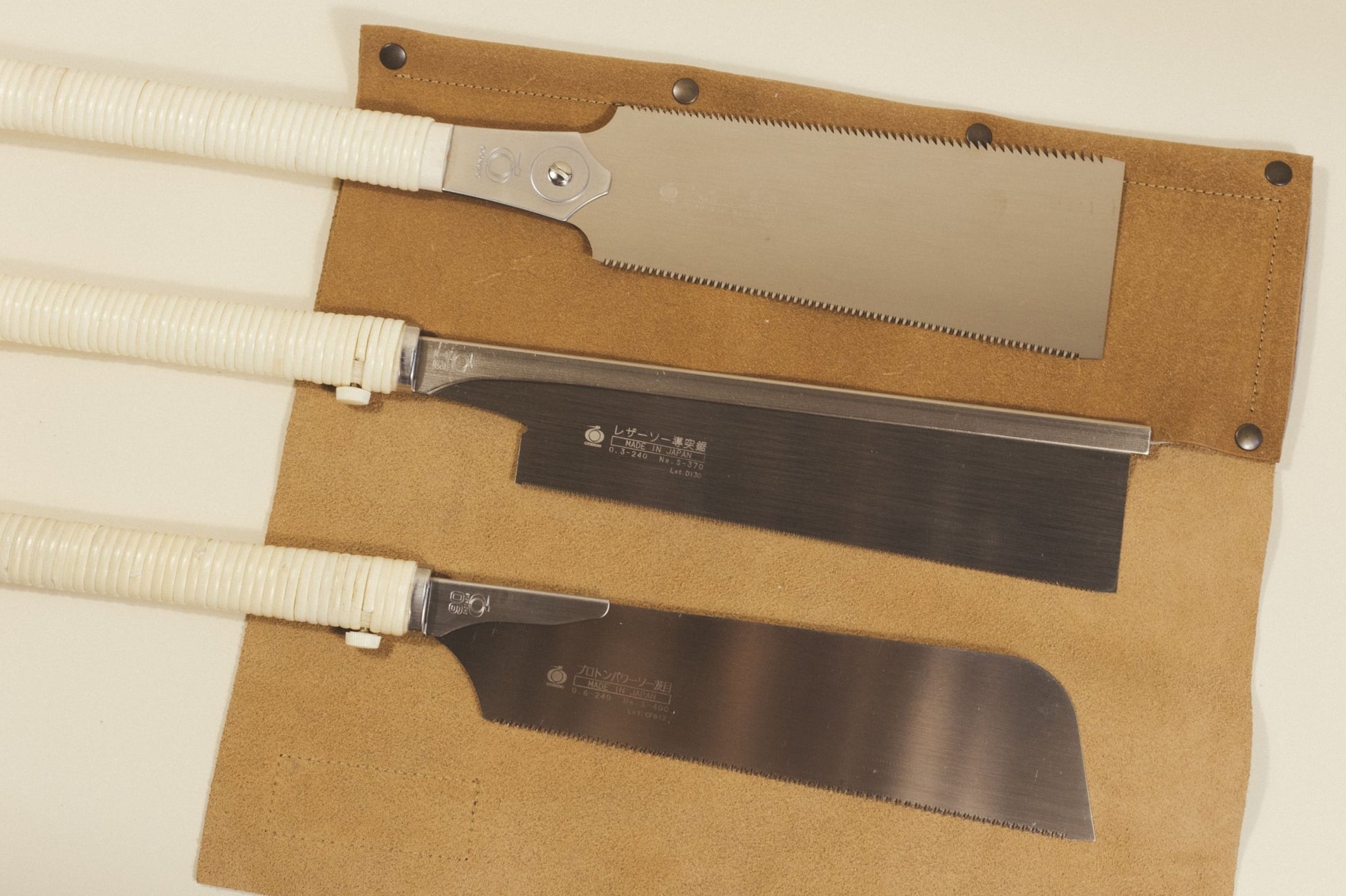Set de 3 scies japonaises 240 mm Razorsaw Gyokucho + trousse - Gaignard Millon