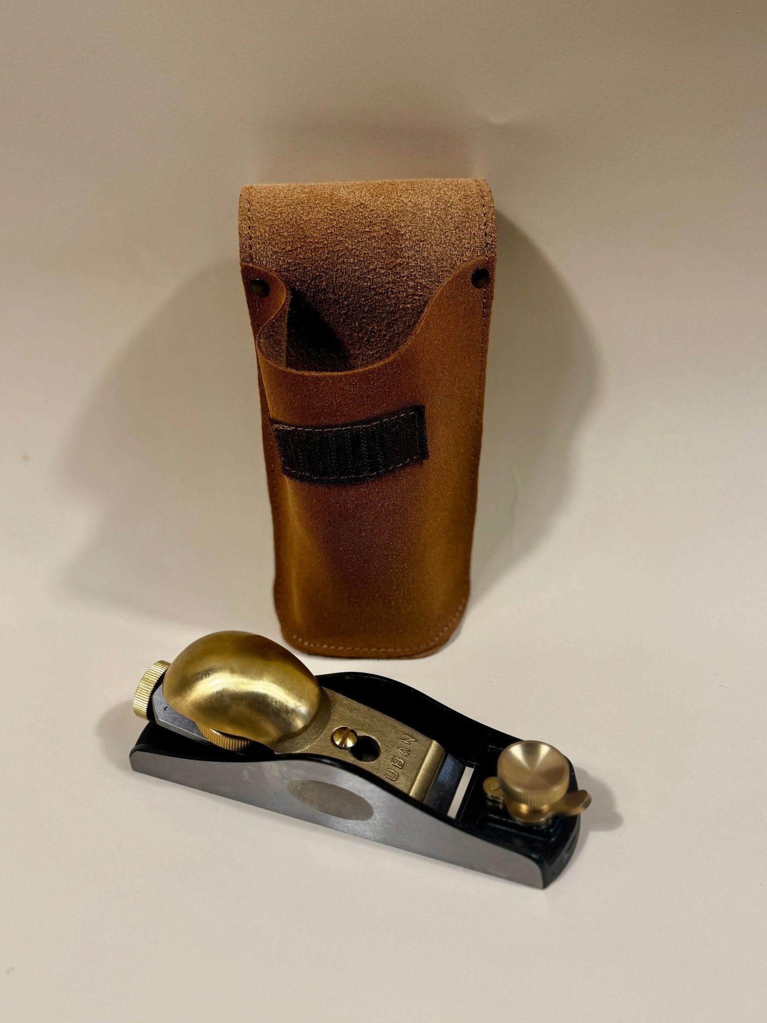 Étui cuir pour rabot de paume – fixation ceinture - Gaignard Millon
