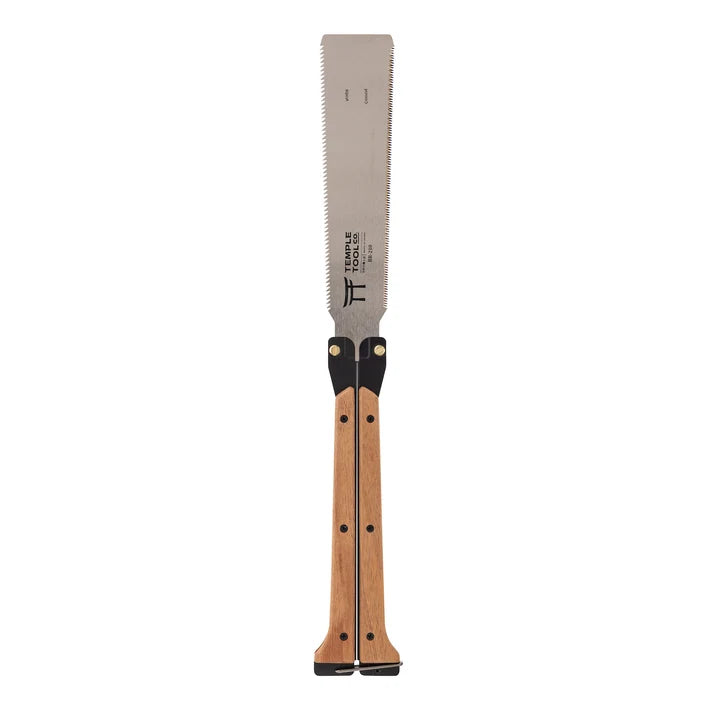 Scie papillon Temple Tool Co ouverte, double denture Ryoba